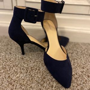 Liz Claiborne Pointed Toe Ankle Strap Heels